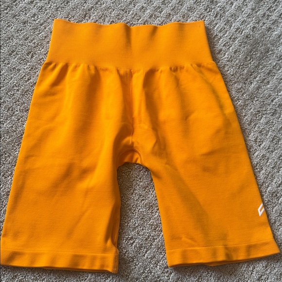 Oner Active classic shorts orange size medium - Picture 3 of 3